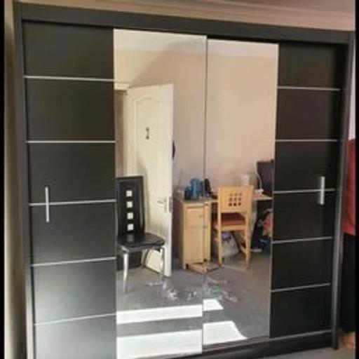 Buy & Sell Brent East Lane Business Park - Brent - Photos for Black Sliding Wardrobe