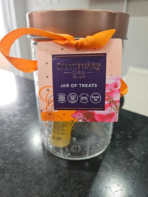 Buy & Sell West Midlands Sandwell - Photos for Sanctuary Spa gift set