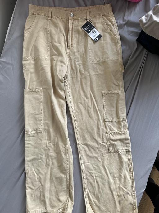 Buy & Sell Surrey Epsom and Ewell - Photos for Cargo pants