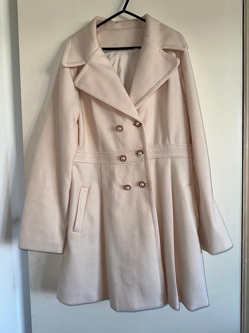 Buy & Sell Surrey Epsom and Ewell - Photos for Elegant creme coat