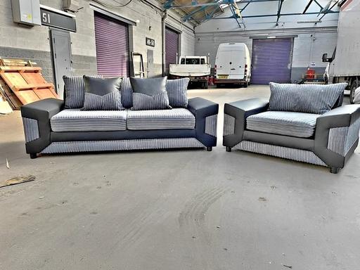 Buy & Sell Brent East Lane Business Park - Brent - Photos for Dino 3+2 seater sofa available now