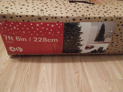 Buy & Sell West Midlands Wolverhampton - Photos for 7ft Xmas tree still in original box