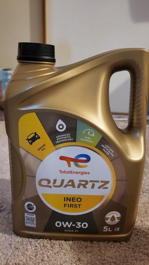 Vehicles West Midlands Birmingham - Photos for Total Quartz ow-30 engine oil 5L