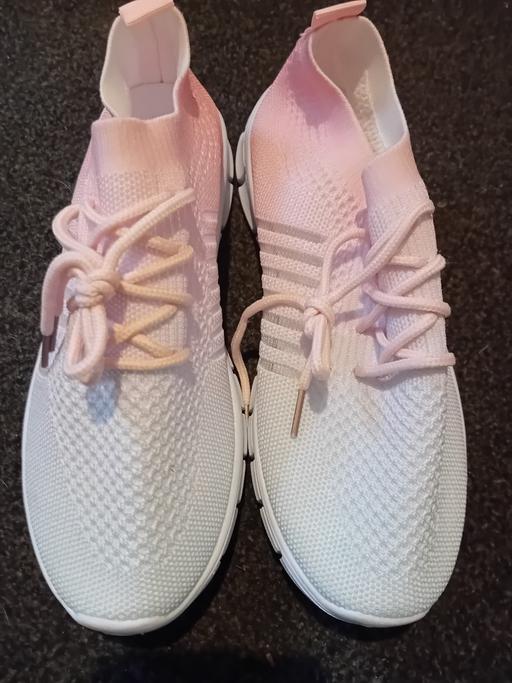 Buy & Sell West Midlands Birmingham - Photos for brand new women's trainers