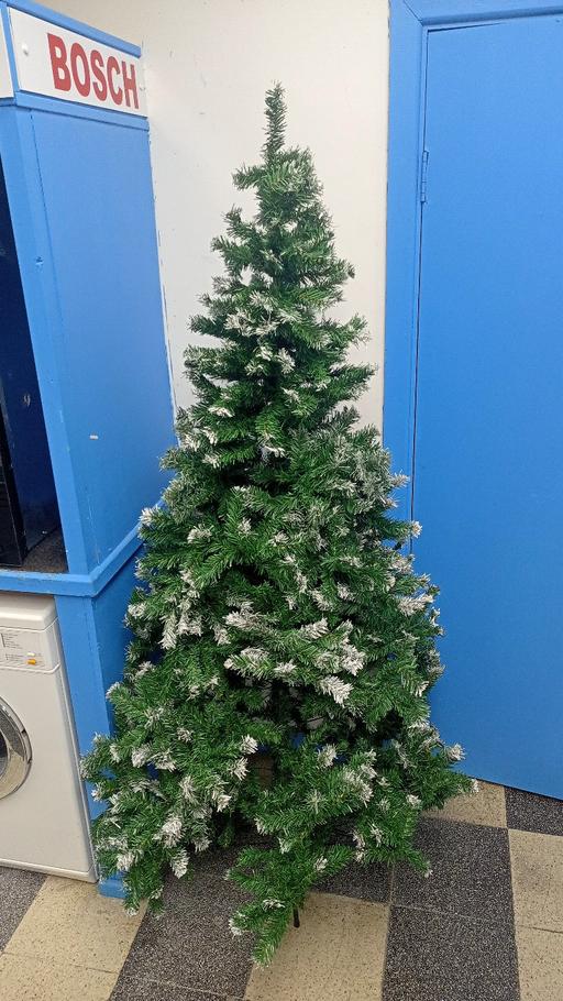 Buy & Sell Greater Manchester Wigan - Photos for Already Assembled 6ft Christmas Tree