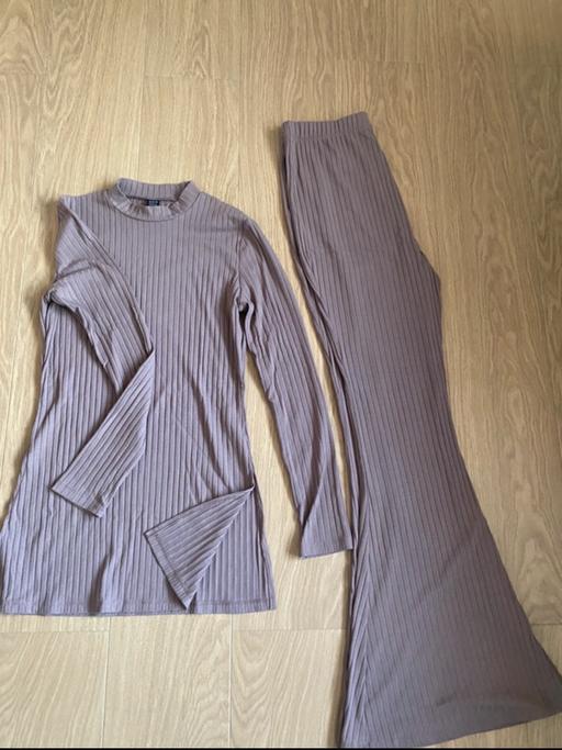 Buy & Sell West Midlands Walsall - Photos for 2 set Split Hem Tee & Flare Leg Trousers