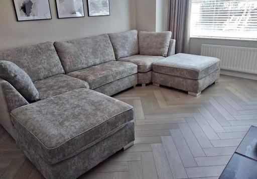 Buy & Sell Brent East Lane Business Park - Brent - Photos for U shape sofa for sale