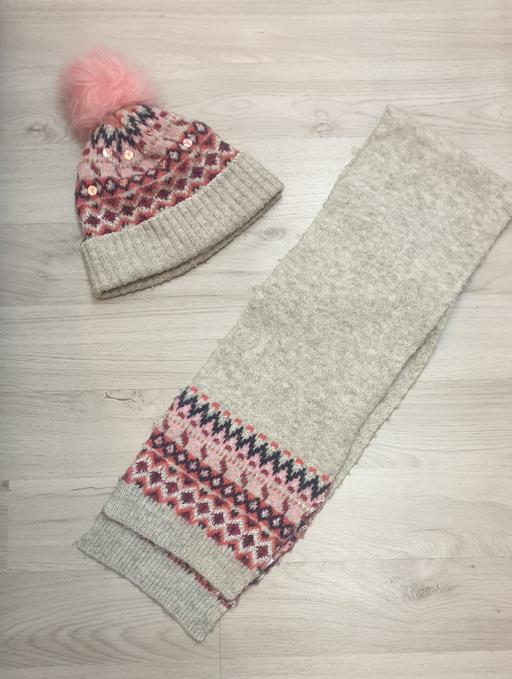 Buy & Sell East London Beckton - East London - Photos for hat and scarf set