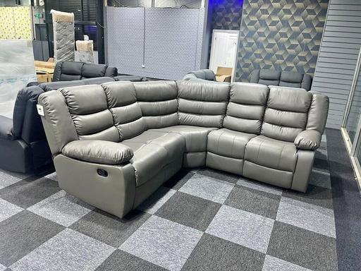 Buy & Sell Brent East Lane Business Park - Brent - Photos for Roma Recliner Corner sofa