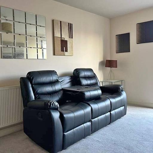 Buy & Sell Brent East Lane Business Park - Brent - Photos for Roma recliner 3+2 seater sofa