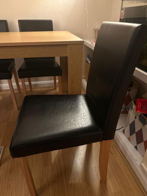 Buy & Sell Central London Holborn - Central London - Photos for Dining table and chairs