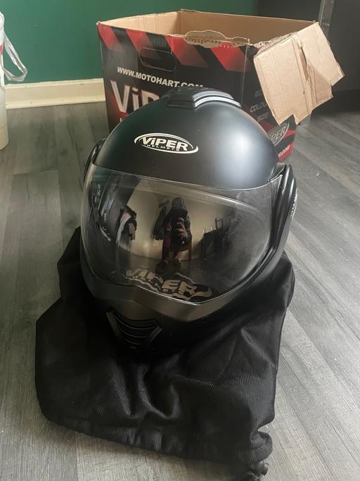 Vehicles North London Whetstone - North London - Photos for Viper rs202 flip back helmet great condition