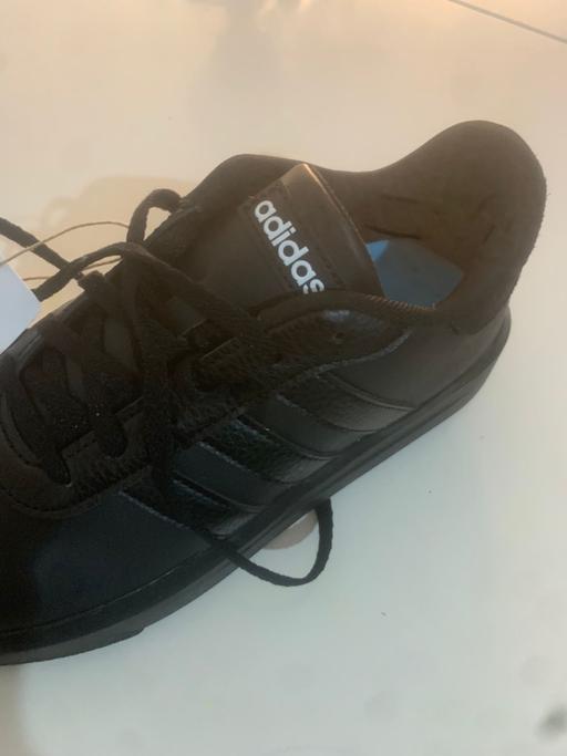 Buy & Sell East London Bow - East London - Photos for NEW Adidas trainers size 5 - 