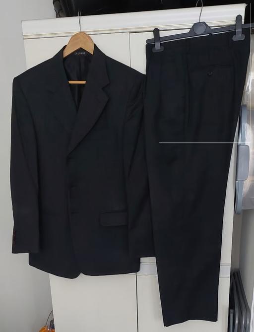 Buy & Sell West London Ealing - W5 - Photos for Suit, 2-piece suit for men