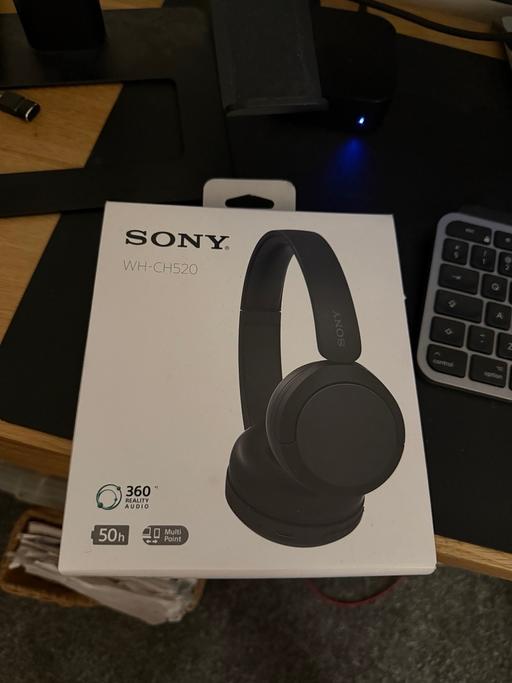 Buy & Sell North London Whetstone - North London - Photos for Sony Headphones WH-CH520