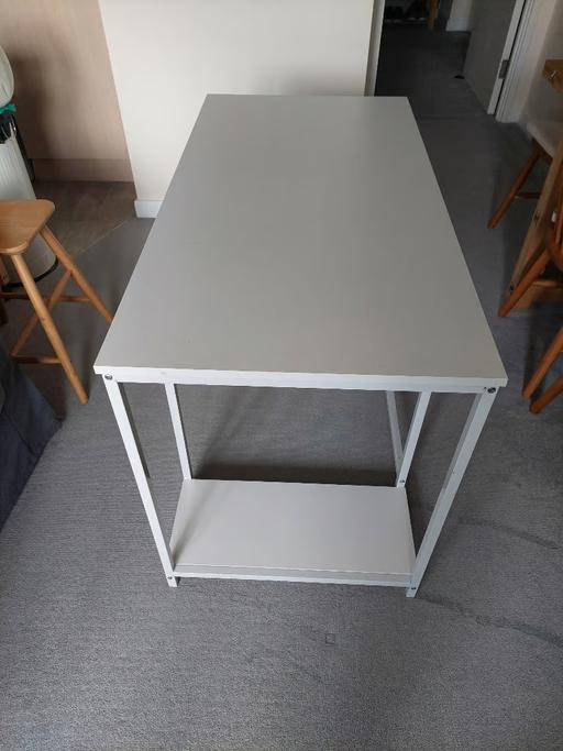 Buy & Sell West London Ealing Broadway - West London - Photos for Table - Computer Table as good as new