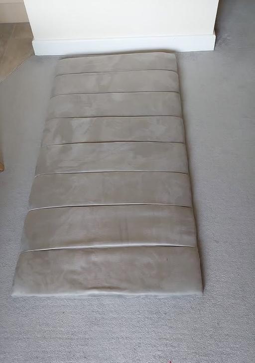 Buy & Sell West London Ealing - W5 - Photos for Pets / Dogs Bed Pets in very good condition