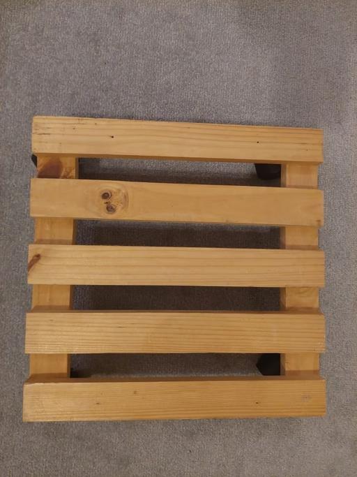 Buy & Sell West London Ealing - W5 - Photos for Plant-Wooden Plant Pot Roller Caddy 30x30 cm