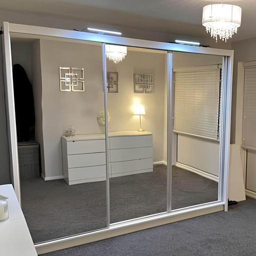 Buy & Sell Brent East Lane Business Park - Brent - Photos for Sliding door wardrobe