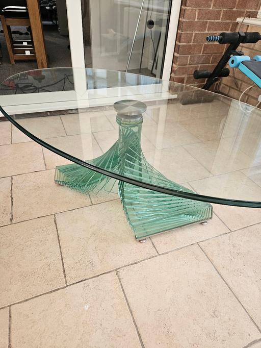 Buy & Sell South Yorkshire Rotherham - Photos for Unique Glass Coffee Table