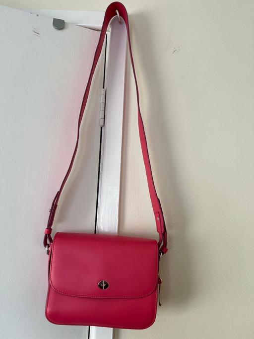 Buy & Sell Newry, Mourne and Down Newcastle - Newry, Mourne and Down - Photos for BNWOT Authentic Loro Piana Pink Shoulder Bag