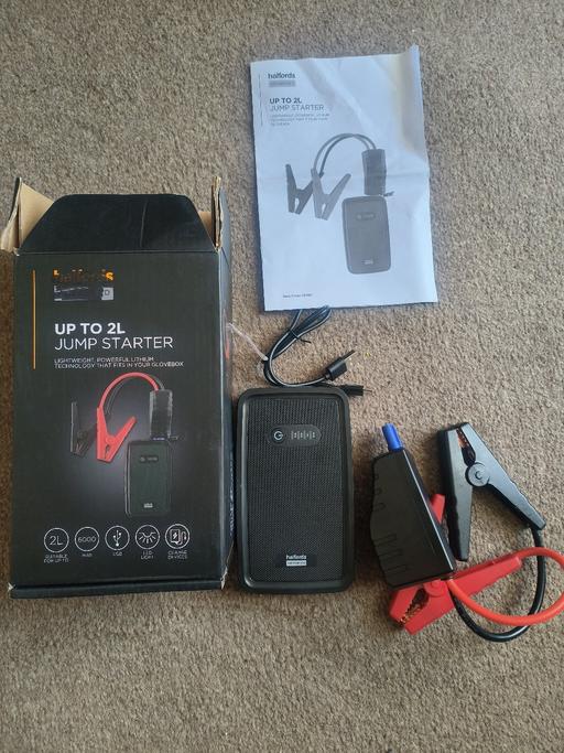 Vehicles West Midlands Birmingham - Photos for Halfords car jump starter powerbank