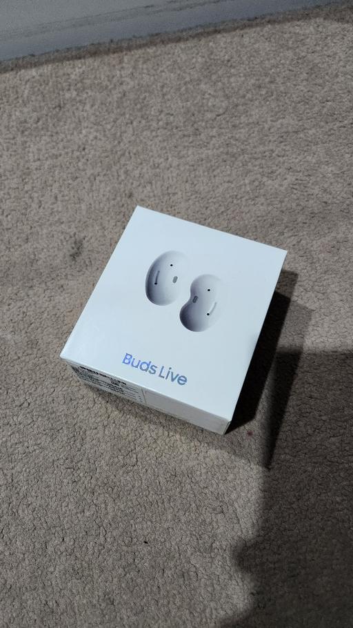 Buy & Sell East London Old Ford - East London - Photos for Galaxy Buds Live WHITE