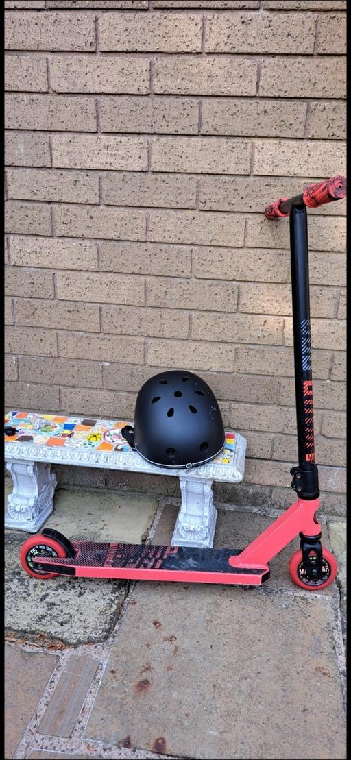 Buy & Sell Flintshire - Wales Nercwys - Flintshire - Photos for kids scooter & helmet