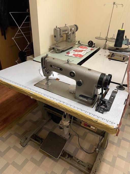 Buy & Sell Bedfordshire Luton - Photos for Sewing machine and overlock machine