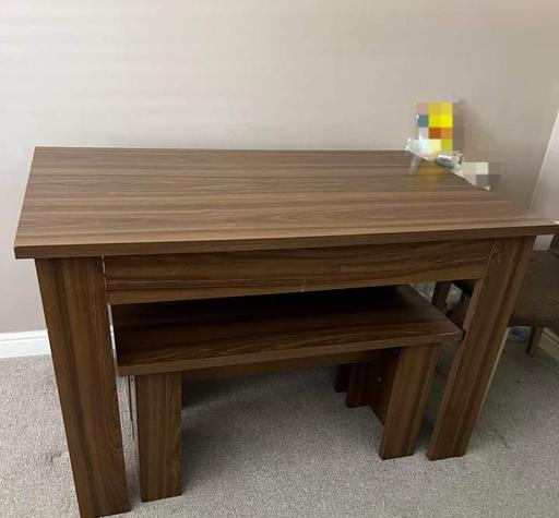 Buy & Sell Bedfordshire Luton - Photos for Dinning table with 2 bench.