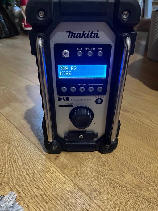 Buy & Sell West Northamptonshire Grange Park - West Northamptonshire - Photos for Makita dab radio