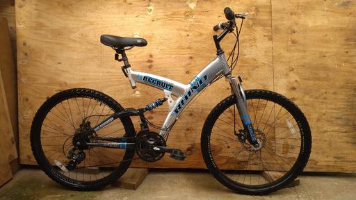 Buy & Sell West Midlands Walsall - Photos for Mountain bike