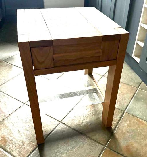 Buy & Sell Buckinghamshire Milton Keynes - Photos for Solid light wood table