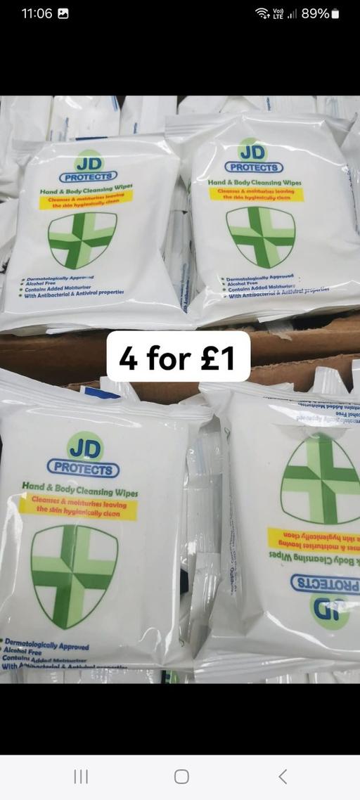 Buy & Sell West Midlands Dudley - Photos for 4 packs of hand wipes.