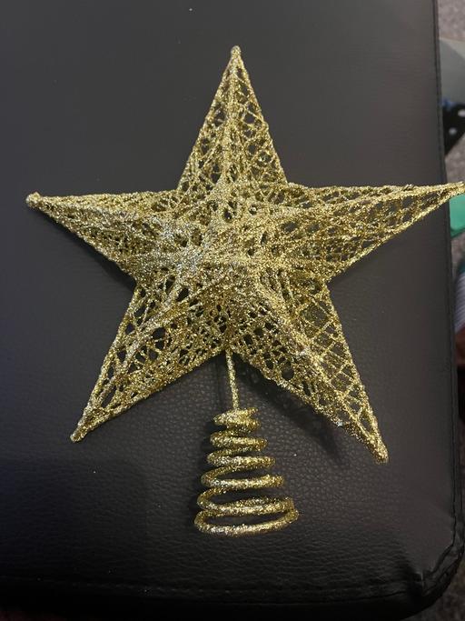 Buy & Sell Essex Harlow - Photos for Gold glitter tree topper