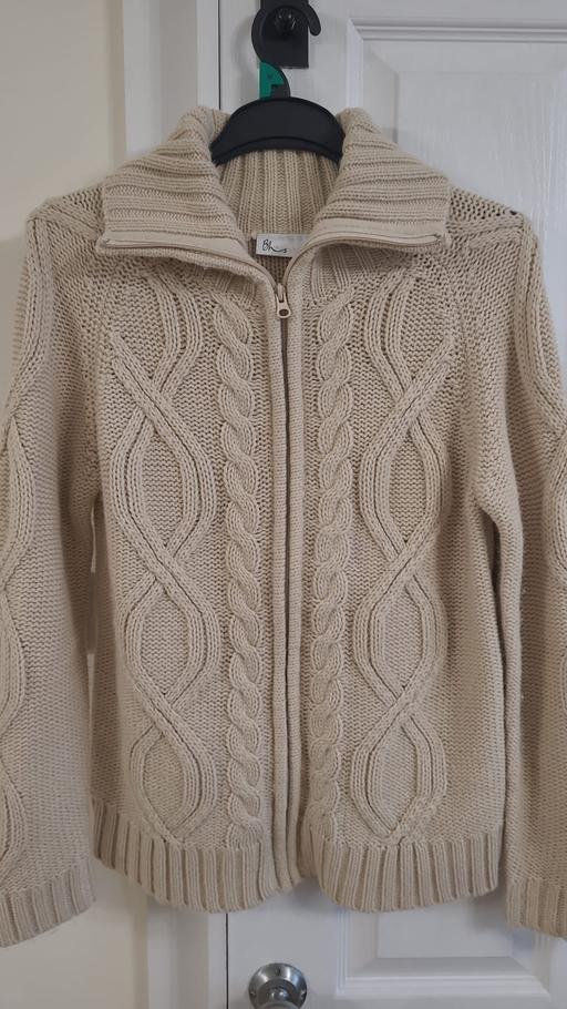 Buy & Sell Barking and Dagenham Dagenham - Barking and Dagenham - Photos for Ladies Cardigan