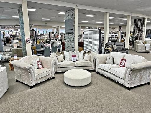 Buy & Sell Brent East Lane Business Park - Brent - Photos for MUST GO!!Harrison 3+2 Seater Sofa For Sale