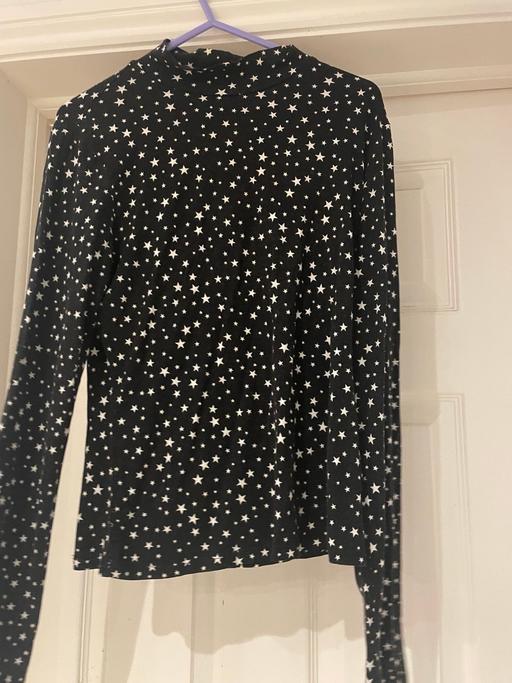 Buy & Sell Windsor and Maidenhead Old Windsor - Windsor and Maidenhead - Photos for Primark size 12 black/white star print top