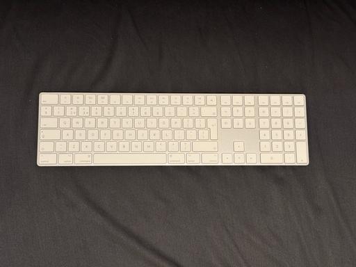 Buy & Sell East London Newham - Photos for Apple Magic Keyboard (2017) with Num pad