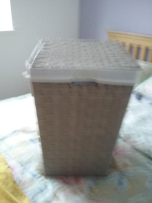 Buy & Sell Hertfordshire Broxbourne - Photos for Laundry Basket