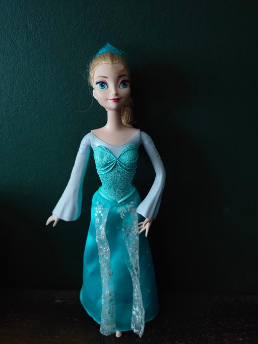 Buy & Sell West Midlands Sandwell - Photos for Elsa doll