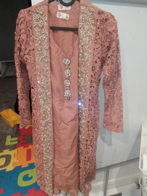 Buy & Sell North West London Alperton - North West London - Photos for dusky pink 3 pcs suit size Small