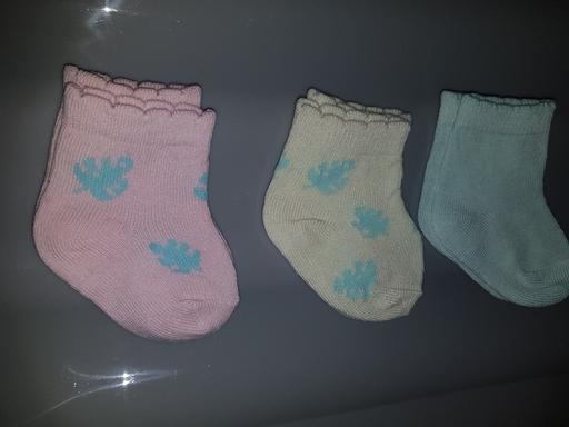 Buy & Sell Lancashire Blackpool - Photos for Baby girl socks x 3 age 0-6 mths NEW