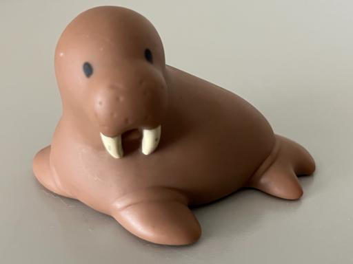 Buy & Sell North Yorkshire Harwood Dale - North Yorkshire - Photos for PLASTIC WALRUS FIGURE