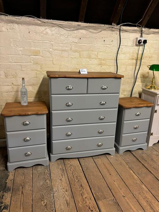 Buy & Sell West Midlands Walsall - Photos for Chest of drawers and 2x matching bedsides.