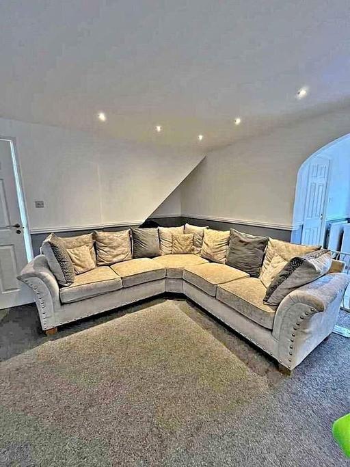 Buy & Sell Brent East Lane Business Park - Brent - Photos for Brand new Harrison sofa || special offer