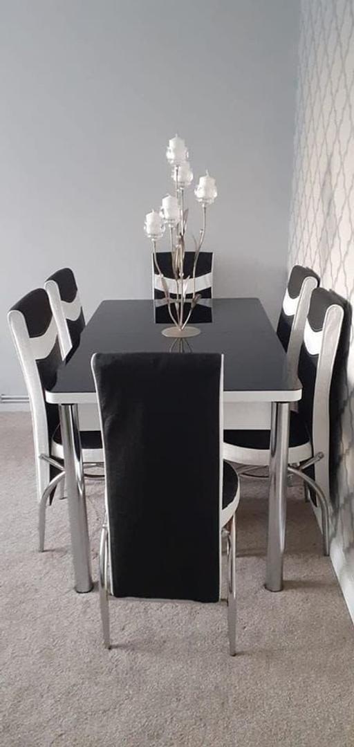 Buy & Sell Brent East Lane Business Park - Brent - Photos for Dining table with chairs