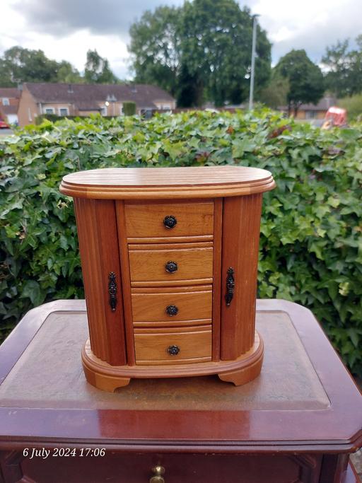 Buy & Sell West Midlands Birmingham - Photos for Vintage wooden jewellery box