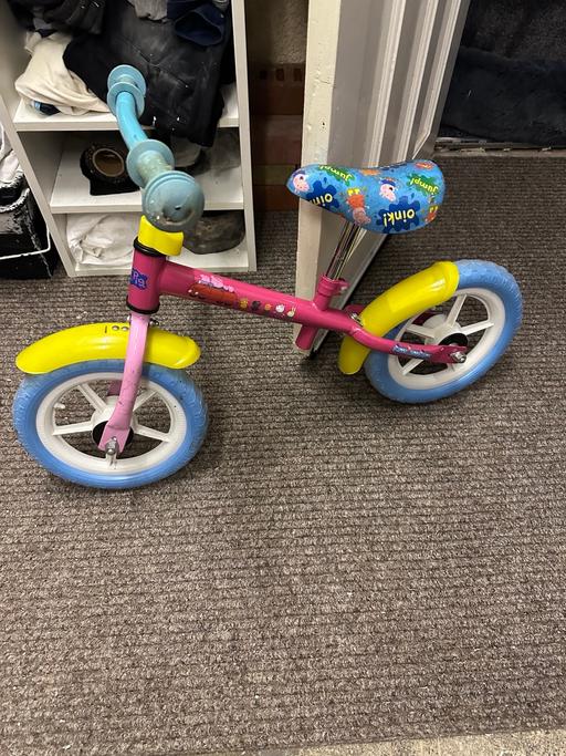 Buy & Sell West Midlands Sandwell - Photos for Pepper pig balance bike