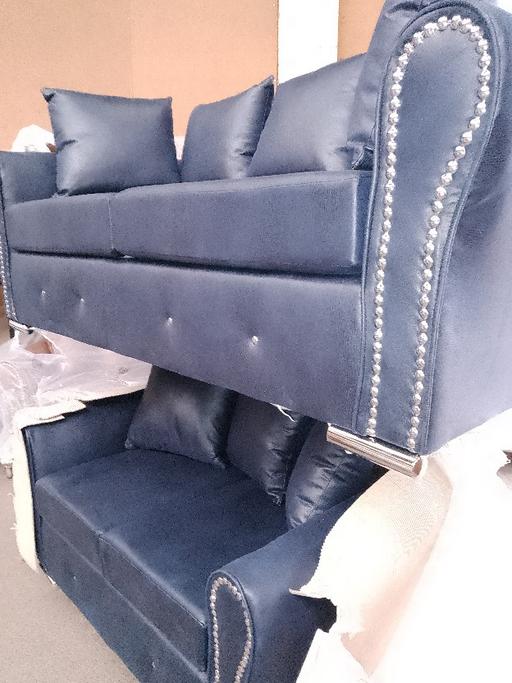 Buy & Sell West Midlands Wolverhampton - Photos for NEW SOFA